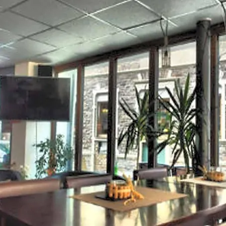 Weincafe Korkenzieher Otel